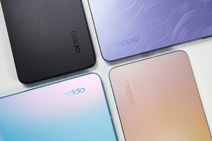 Cận cảnh OPPO Reno8 màu Tím Iris