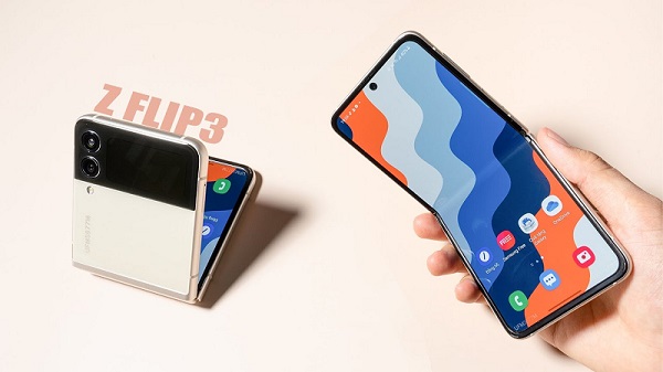 Samsung Galaxy Z Flip3