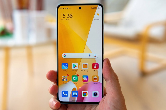 So sánh Galaxy A53 5G và Xiaomi 12 Lite