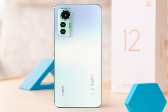 So sánh Galaxy A53 5G và Xiaomi 12 Lite