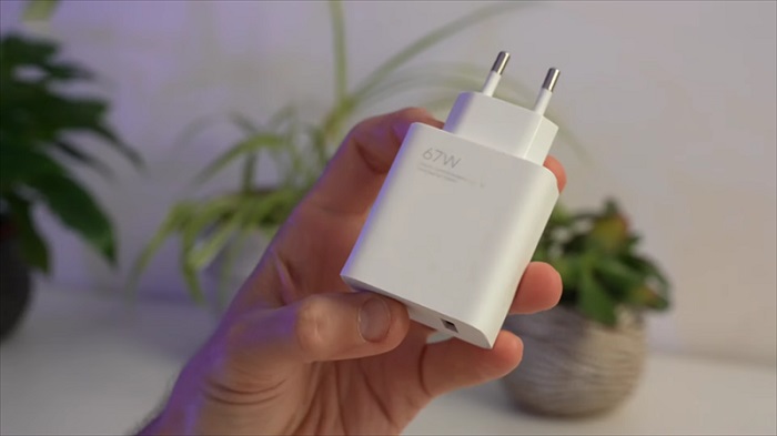 Trên tay POCO X4 GT