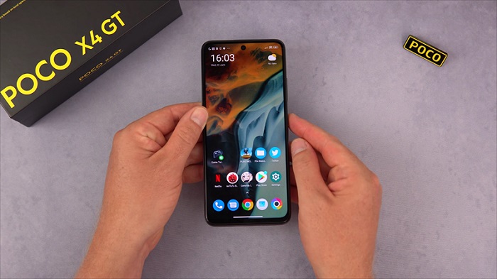Trên tay POCO X4 GT