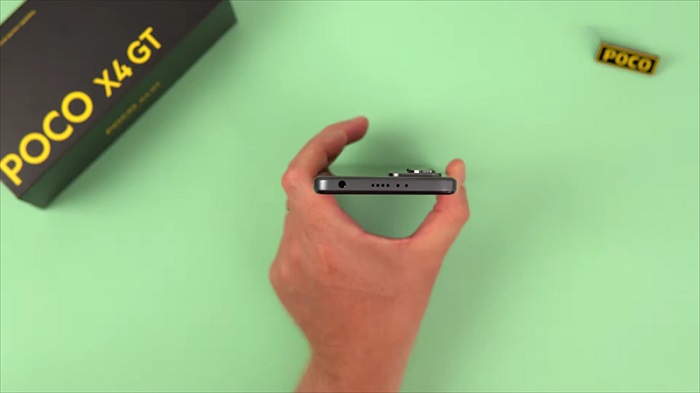 Trên tay POCO X4 GT