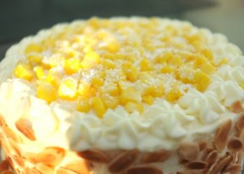Hướng dẫn cách làm bánh kem bắp bằng lò nướng thơm ngon, béo ngậy ai ăn cũng mê
