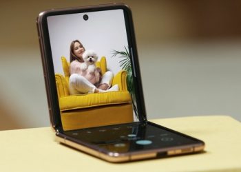 điện thoại gập