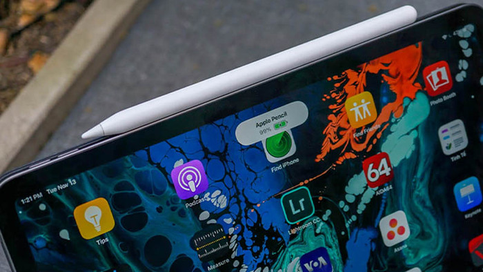 Apple Pencil 2 có thao tác sạc đơn giản