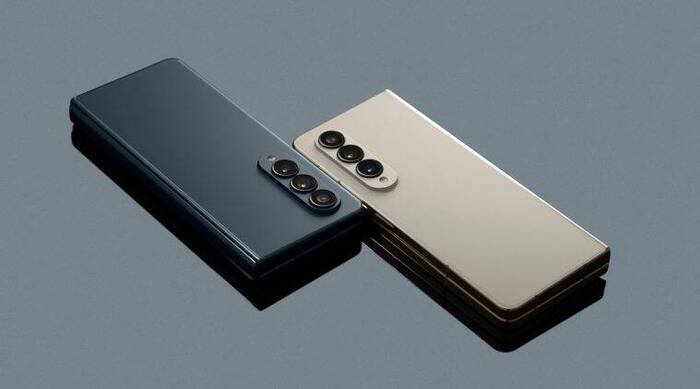 Thoạt nhìn Samsung Galaxy Z Fold4 và Z Fold3 khá giống nhau về thiết kế