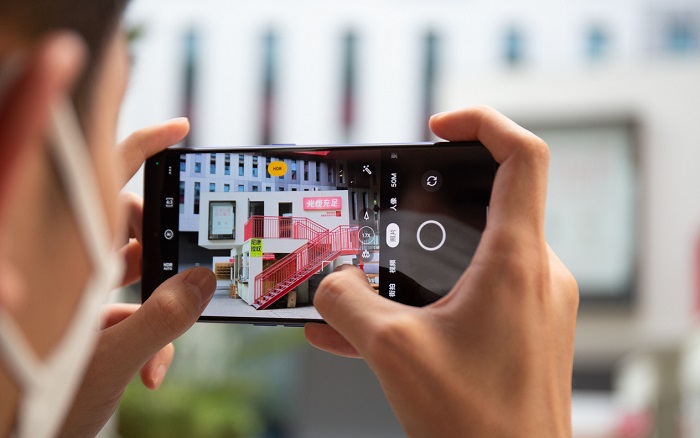 so sánh Xiaomi Redmi K50i và Realme GT Neo3