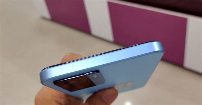 Cạnh trên sẽ được để trống