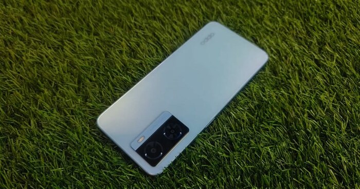 Thiết kế của OPPO A77 có nhiều nét tương đồng với thế hệ 5G trước đây