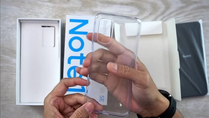 Ốp lưng trong của Redmi Note 11 SE 5G