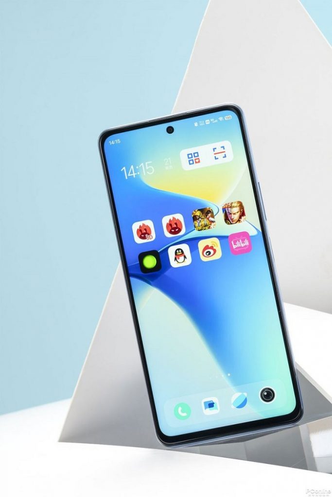 Trên tay Vivo Y77