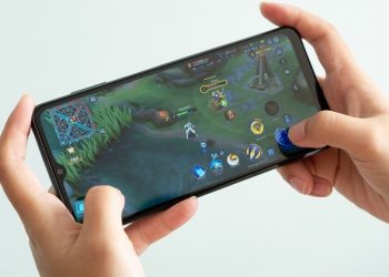 Gần ngay trước mắt, smartphone lướt cực mướt tay với tấm màn 90Hz Galaxy A04s