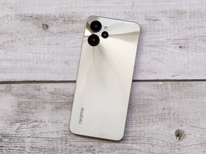 Trên tay realme 9i 5G