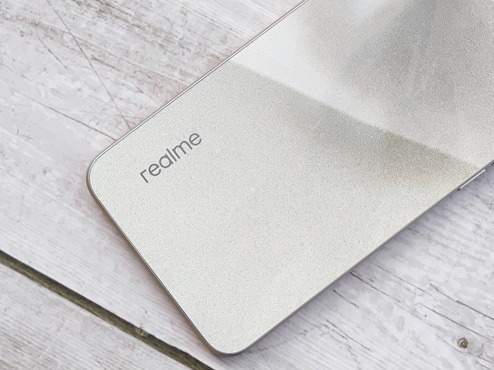 Trên tay realme 9i 5G