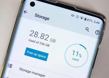 cách làm trống bộ nhớ điện thoại Android