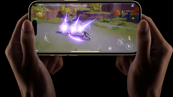 Tấm nền Super Retina XDR OLED mang lại khả năng hiển thị hình ảnh xuất sắc cho iPhone 14 Pro