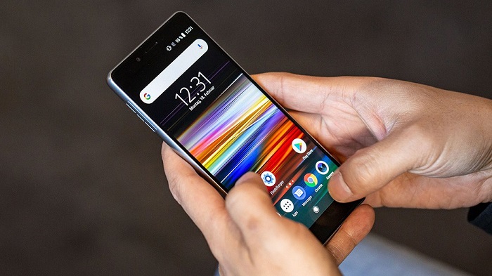 Điện thoại loạn cảm ứng khi sạc