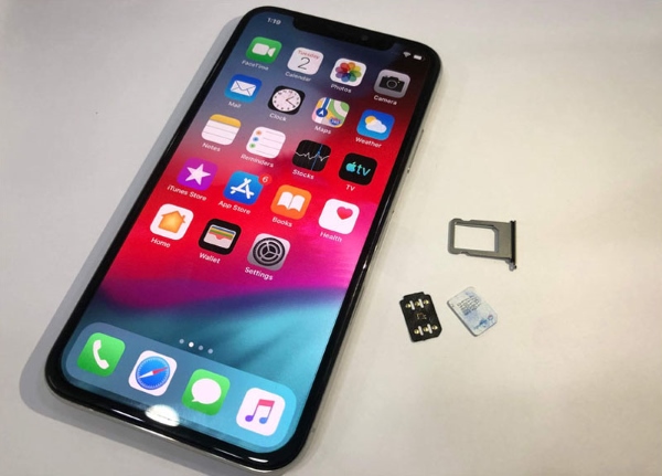 Cách unlock iPhone bằng SIM ghép