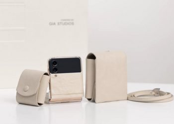 Mở hộp Galaxy Z Flip4 Flex Mode Collection: Vẻ đẹp sang trọng, tinh tế và hút hồn
