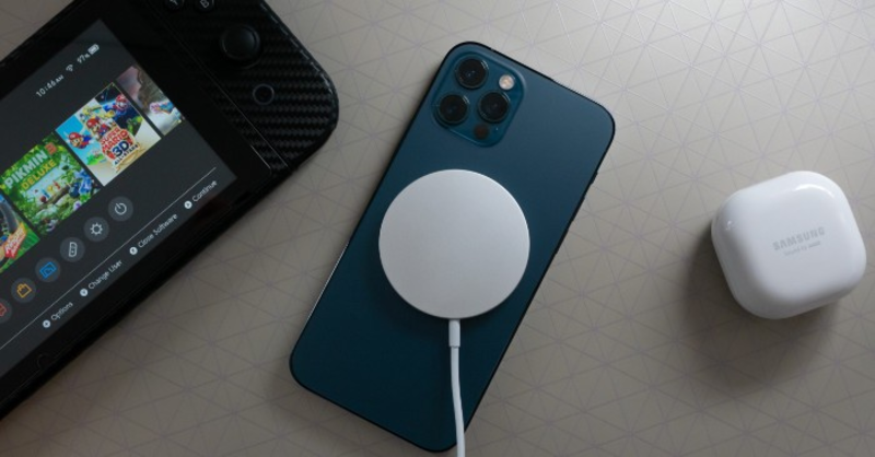 Cổng sạc Magsafe từ tính tiện dụng cho người dùng