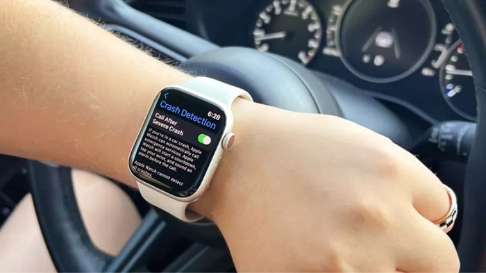 So sánh Apple Watch S8 và Apple Watch SE 2