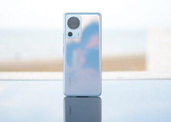 Trên tay Xiaomi CIVI 2 – Hoa khôi mới trong làng di động phân khúc tầm trung