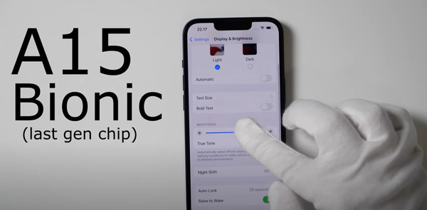 iPhone 14 vẫn sử dụng chip A15 Bionic giống thế hệ tiền nhiệm nhưng đi kèm một vài cải tiến mới