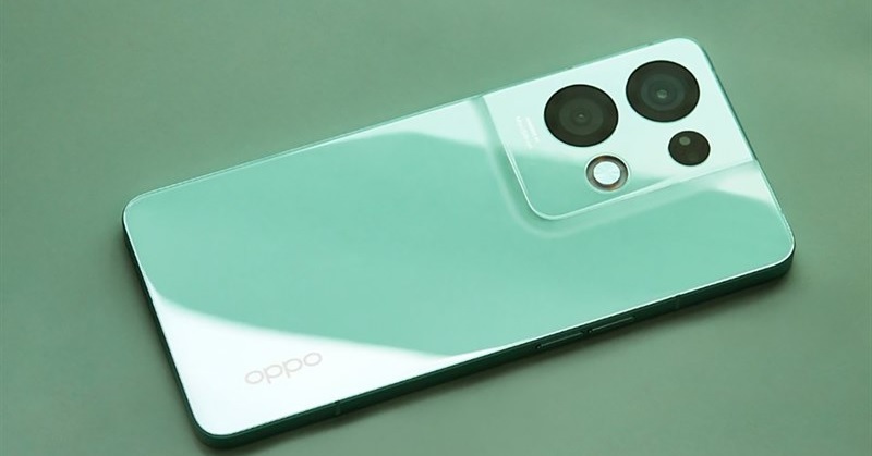 Lộ diện thiết kế cùng cấu hình OPPO Reno9 đáng chú ý