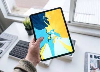 TOP 5 máy tính bảng Android chơi game tốt nhất 2022
