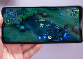 Trên tay Samsung Galaxy A04: Đa nhiệm siêu nhẹ nhàng, camera 50MP rạng rỡ từng bức ảnh