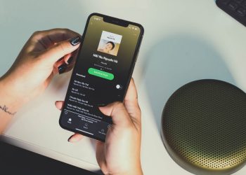 Hướng dẫn cách tắt chế độ phát ngẫu nhiên trên Spotify từ điện thoại và máy tính
