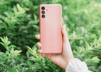 Chưa đến 4 triệu đồng, có nên mua Galaxy A04s không?