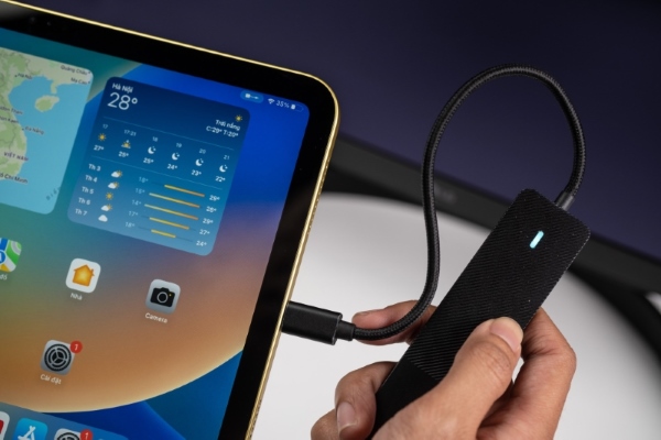 Cổng USB-C sử dụng để sạc cho nhiều thiết bị khác