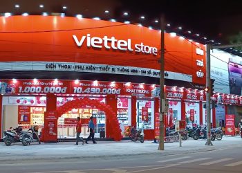 Tưng bừng khai trương siêu thị Viettel Store mới tại Vĩnh Long, tặng voucher mua sắm giá trị tới 1.000.000đ