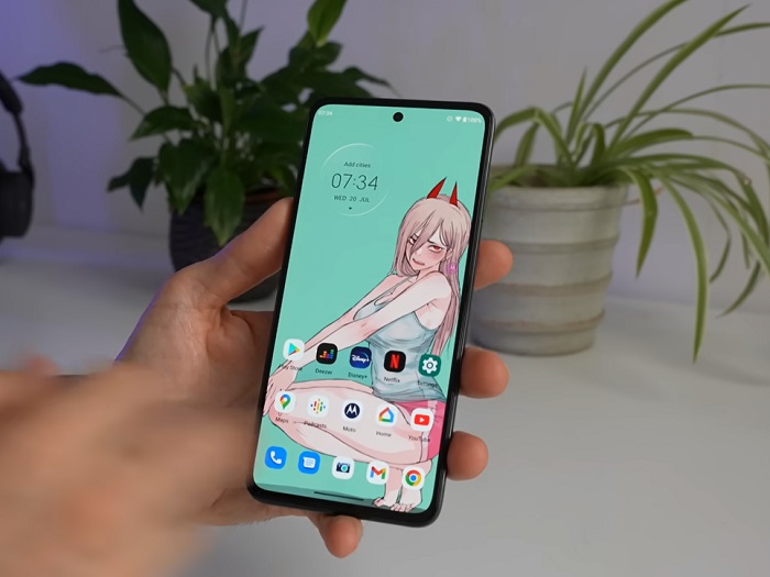 Mở hộp Motorola Moto G82