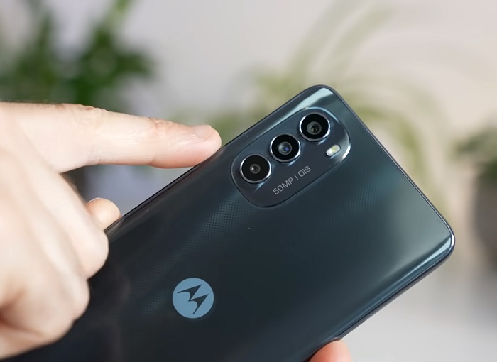 Mở hộp Motorola Moto G82