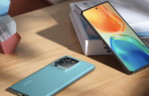 So sánh Vivo V25 và Vivo V25 Pro