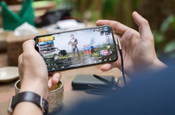Vivo V25 Pro có mấy màu