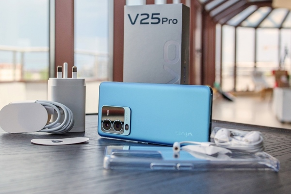 Vivo V25 Pro có mấy màu