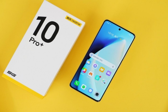 trên tay realme 10 Pro+