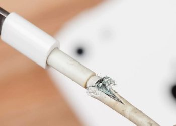 Tại sao dây cáp sạc iPhone nhanh hỏng? Cách tăng tuổi thọ cáp sạc iPhone