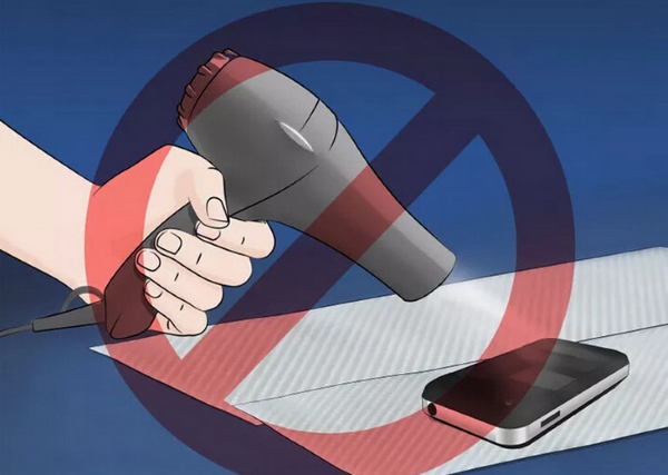 nước vào màn hình điện thoại