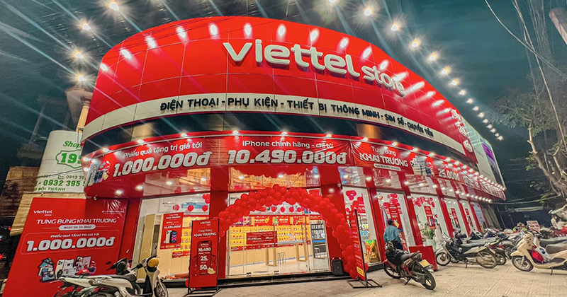 Viettel Store tưng bừng khai trương siêu thị mới tại Tỉnh Đăk Lăk, iPhone chính hãng giá chỉ từ 10,490 triệu