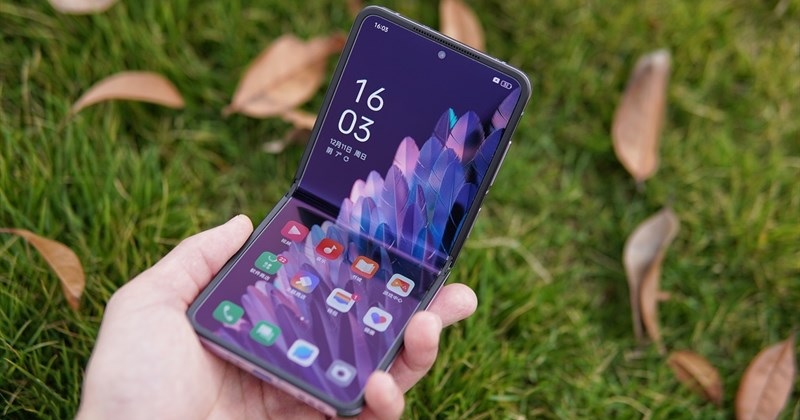 Có nên mua OPPO Find N2 Flip trong năm 2023 không?