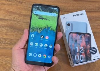 Trên tay Nokia C12: Thiết kế đậm chất Nokia, cấu hình đủ dùng, camera đáp ứng nhu cầu chụp ảnh cơ bản