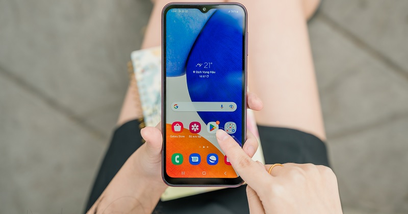 Trên tay Galaxy A14 4G: Thiết kế bắt mắt, hiệu năng ổn định, camera 50MP xịn sò cùng viên pin lớn