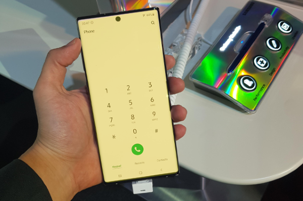 màn hình samsung bị ám vàng