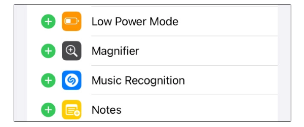 pin iPhone hiển thị màu vàng