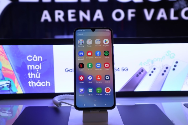 So sánh Samsung Galaxy A34 vs Galaxy A33